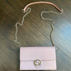 Gucci interlocking wallet on chain leather pink